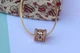 Кулон шарм Xuping Jewelry для тонкой цепи или браслета с крупными камнями по центру 8 мм золотистый - изображение 3