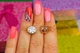 Сережки гвоздики Xuping Jewelry камінь в обідку 9 мм золотисті - зображення 2