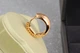 Серьги Xuping Jewelry две половинки одна гладкая вторая с резными сердечками 2.2 см золотистые - изображение 3