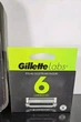 Мужской бритвенный станок Gillette Labs с отшелушивающей полоской подставкой 9 картриджами и дорожным кейсом - изображение 4