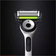 Лимитированная бритва Gillette Labs с эксклюзивной белой отделкой подставкой и 5 картриджами в комплекте - изображение 9