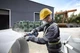 Аккумуляторная бесщеточная угловая шлифмашина Bosch Professional GWS 18V-11 в картоне без акб и з/у (06019N4100) - изображение 3