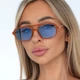 Солнцезащитные очки No Brand авиатор Celebrity с металлическим заушником голубые с оранжевым - изображение 1