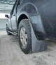 Комплект задних брызговиков (2 шт.) для Nissan Navara 2006-2015 годов. - изображение 3