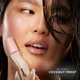 Олійка для губ з шимером Gisou Honey Infused Lip Oil Coconut Frost Clear Crystal Shimmer, 8 мл - изображение 3