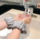 Косметические напульсники на руки для макияжа / спорта WristBand набор нарукавники / манжеты / браслеты на запястья для умывания и ухода за лицом, серый (105219921) - изображение 4