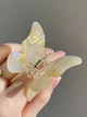 Заколка-крабик для волос Fashion Jewerly "Бабочка" зажим из ацетата, цвет кремово-золотой перламутр (2 тип) - изображение 2