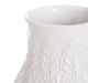 Wazon HOMLA Natto ceramiczny z tłoczeniami biały 15 x 24 cm (5904183885926) - obraz 2