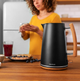 Електрочайник Cecotec ThermoSense 400 Black Woody - зображення 5