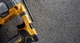 Перфоратор аккумуляторный DeWALT SDS-Plus бесщеточный 18В XR 1.4Дж без аккумулятора (DCH172NT) - изображение 7