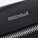 Torebka crossbody damska skórzana Coccinelle E1PH6170102-001 Czarna - obraz 6