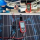 Цифровой тестер мощности фотоэлектрических модулей UNI-T UT673PV для работы с солнечными панелями - изображение 4