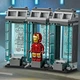 Конструктор LEGO Super Heroes Marvel Лаборатория Железного Человека: зал доспехов 384 детали (76315) - изображение 5