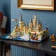 Zestaw klockow LEGO Harry Potter Zamek Hogwart i blonia 2660 elementow (76419) (955555909377820) - Outlet - obraz 3