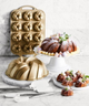 Forma do pieczenia babki Nordic Ware Bundt złota 27 cm (0011172955777) - obraz 7