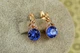 Сережки підвіски Xuping Jewelry Сваровські флакон із яскраво-синіми каменями 1,6 см золотисті - зображення 1