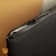 Чохол-папка Native Union W.F.A Stow Lite Sleeve Case Black для MacBook Pro 14” M5 | M4 | M3 | M2 | M1 (2021-2026)| MacBook Air 13.6” M5 | M4 | M3 | M2 (2026 | 2025 | 2024 | 2022) (STOW-LT-MBS-BLK-14) - зображення 5
