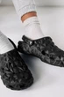 Чоловічі крокси Crocs Geometric Clog Black (38-39, чорний) - зображення 11