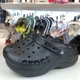 Жіночі крокси Crocs Baya Platform Clog Black (39-40, чорний) - зображення 2