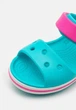 Дитячі сандалії для дівчинки Crocs Crocband Sandal Digital Aqua (30/31, блакитні) - изображение 5