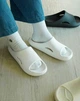 Жіночі шльопанці Crocs Mellow Recovery Slide White (40-41, білий) - зображення 3
