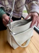 Компактна сумка на блискавці з карманом біла ARTiS Bags 1817 9181 - зображення 10