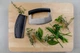 Нож-меццалун с защитным чехлом на лезвие KitchenAid Universal KQG173OHOBE 15.2 см 5088049 - изображение 7