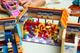 Конструктор LEGO Icons The Simpsons: Красті Бургер 1635 елементів (10352) - зображення 14