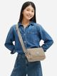 Torebka crossbody damska materiałowa Kipling Abanu KPKI598642N1001 Beżowa - obraz 2