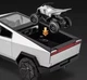 Масштабна модель автомобіля Tesla Cybertruck Pickup 1:24 із трейлером та квадроциклом. Металева машинка. - зображення 5
