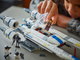 Klocki konstrukcyjne LEGO Star Wars Myśliwiec U-Wing Rebelii 594 elementy (75399) - obraz 11