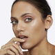 Krem nawilżający do twarzy M.A.C Cosmetics Strobe Goldlite 50 ml (773602422050) - obraz 5