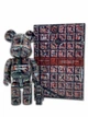 Статуетка Bearbrick x BARCELONA x BENJAMIN GRANT (OVERVIEW) 400% + 100% 28 см + 7 см Medicom Toy Барселона - зображення 1