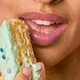 Пептидный бальзам для губ TOWER 28 Confetti Cake LipSoftie™ Lip Treatment - изображение 3