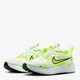 Подростковые кроссовки для мальчика Nike Cosmic Runner (Gs) HM4402-106 38 White/Volt/Black (197863550596) - изображение 2