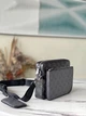 Сумка Louis Vuitton Trio Messenger моделі M69443 / 25 × 18.5 × 7 см - изображение 3