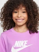 Дитяча футболка для дівчинки Nike G Nsw Tee Crop Futura Hbr FZ5548-532 122-128 XS Світло-фіолетова (197602749175) - зображення 4