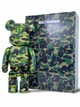Статуетка Bearbrick x Bape x ABC Camo Green 400% 28 см Medicom Toy Камуфляжний - зображення 1