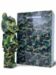 Статуетка Bearbrick x Bape x ABC Camo Green 400% 28 см Medicom Toy Камуфляжний - зображення 4