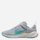 Buty sportowe chłopięce na rzepy Nike Revolution 7 (Psv) FB7690-008 27 Szare - obraz 3