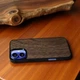 Накладка SkinBacker Wood для Apple iPhone 16 Американский орех (79602) - изображение 3