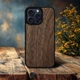 Накладка SkinBacker Wood для Apple iPhone 15 Pro Американский орех (79592) - изображение 2