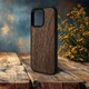 Накладка SkinBacker Wood для Apple iPhone 15 Pro Американский орех (79592) - изображение 3
