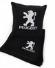 Плед и подушка в авто с вышитым логотипом PEUGEOT черный флис 260г/м2 размер S - изображение 1