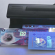 Апарат для перевірки грошей UV Light Money Detector M318 220V детектор валют портативний чорний (6587) - зображення 4
