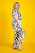 Женский летний прогулочный брючный костюм Zeta-moda белого цвета, 52 р. 5280 - изображение 5