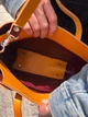 Кожаная оранжевая сумка 1690 7302 ARTiS Bags - изображение 4