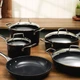 Набір із 2 сковорідок Le Creuset Essential 24 см і 28 см (51821000010098) - зображення 3