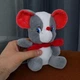 Мягкая игрушка Мышка с бантом 15 см (серый) - изображение 3