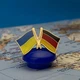 Значок Dobroznak Прапори Україна / Німеччина (6158) - изображение 1